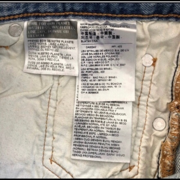 Levi’s 501 high rise distressed denim jean shorts - Picture 3 of 4